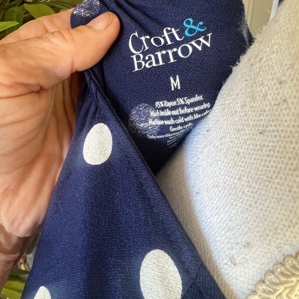 Croft and Barrow ladies crewneck short sleeve top good condition, medium - Picture 7 of 9